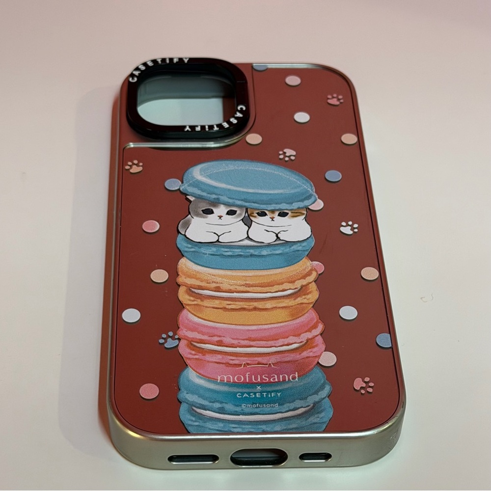 Casetify Mofusand Cat Macaron iPhone 15 Case Silver